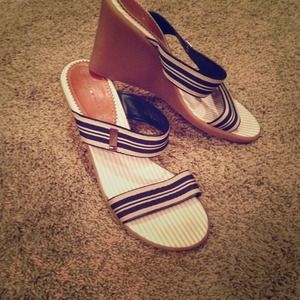 REDUCED--Tommy Hilfiger Sandals with 4 inch wedge