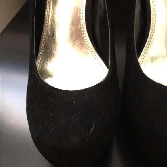 🚫Sold🚫💥Reduced💥Bakers Black Suede Pumps - Picture 3 of 4