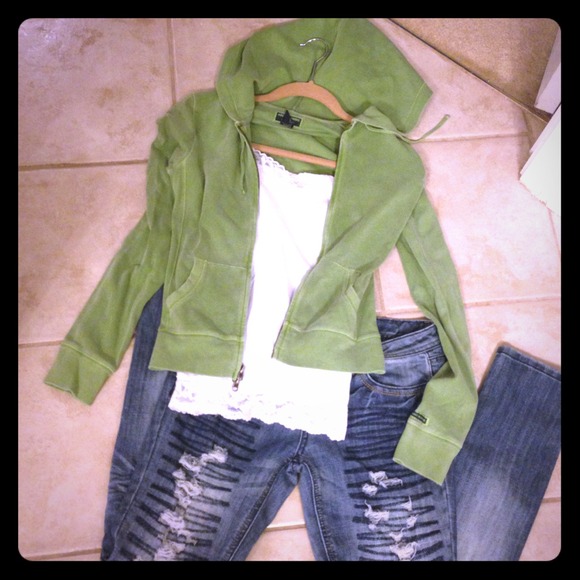 Abercrombie and Fitch  zip up hoodie 💋