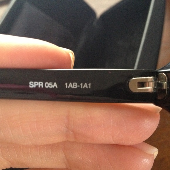 Additional pictures of Prada sunglasses !