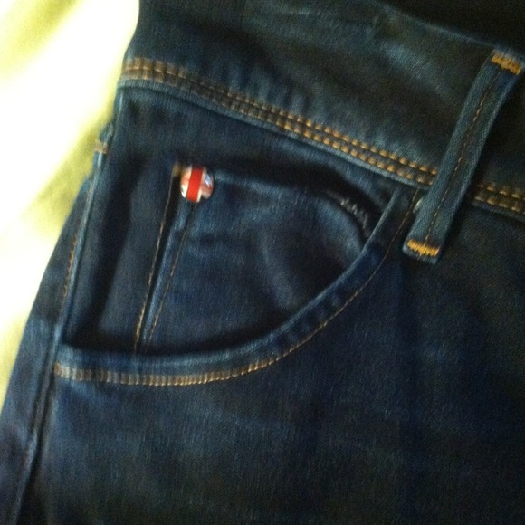 SOLD - Picture 4 of 4