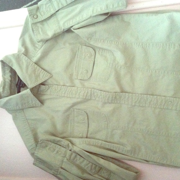 Adorable tan button up shirt!