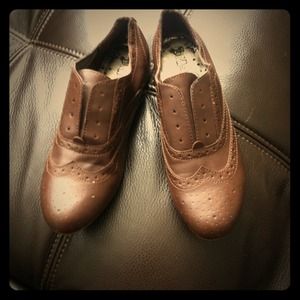 ❤Cheap Vintage looking Flats ❤