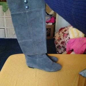 Gray Suade Knee-length Chinese Laundry Boots!!