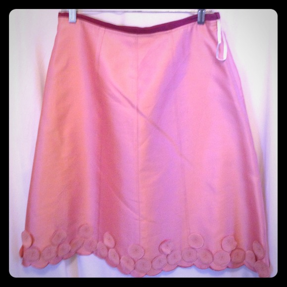 💐SALE💐 Flirty Perry Ellis silk skirt