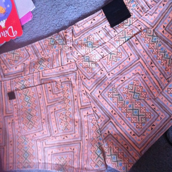 ⚡️FLASH SALE ⚡️Tribal Pattern Shorts - Picture 3 of 3