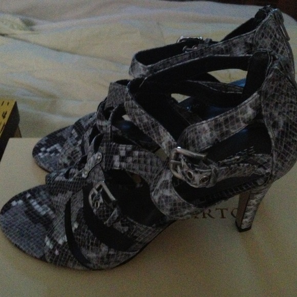 Brand New...Franco Sarto...Size 10 - Picture 2 of 3