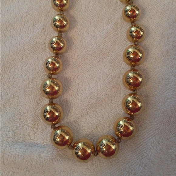 ❌❌❌SOLD❌❌❌chunky gold necklace - Picture 2 of 3