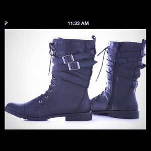 Women combat black boots