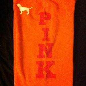 VS pink >traded<