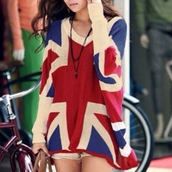 UK flag batwing sweater NWOT