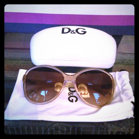 Dolce&Gabbana Sunglasses and Fendi Wallet