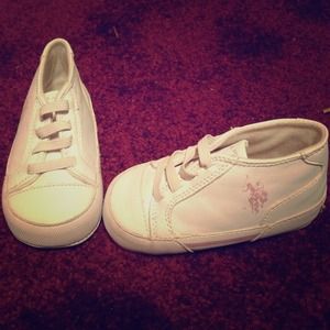 U.s. polo Assn crib shoes booties kids. ITEM S18