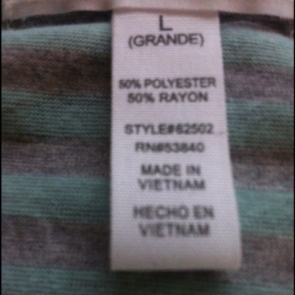 🚫BUNDLED🚫Boyfriend Fit Tee - Picture 4 of 4