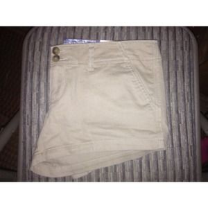 Khaki shortie shorts