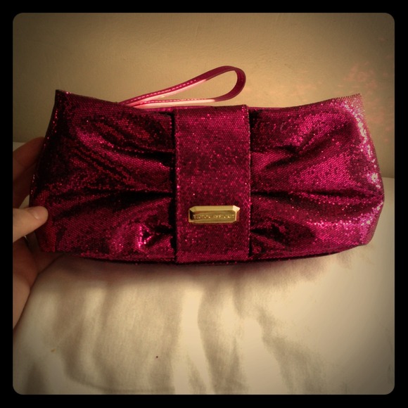*TRADED* Victoria's Secret Sparkly Wristlet - Picture 1 of 3