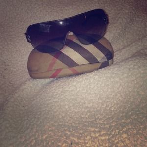 TRADED!!!❤️Authentic Burberry Glasses