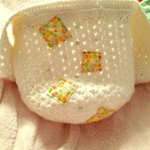 White and yellow, hand made shoulder bag.