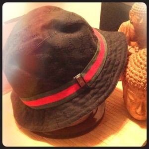 100% authentic Gucci bucket hat