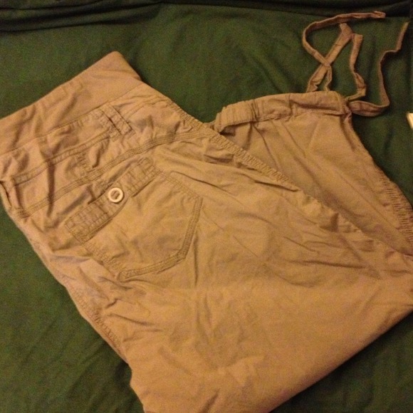 Sold in bundle - Picture 3 of 3