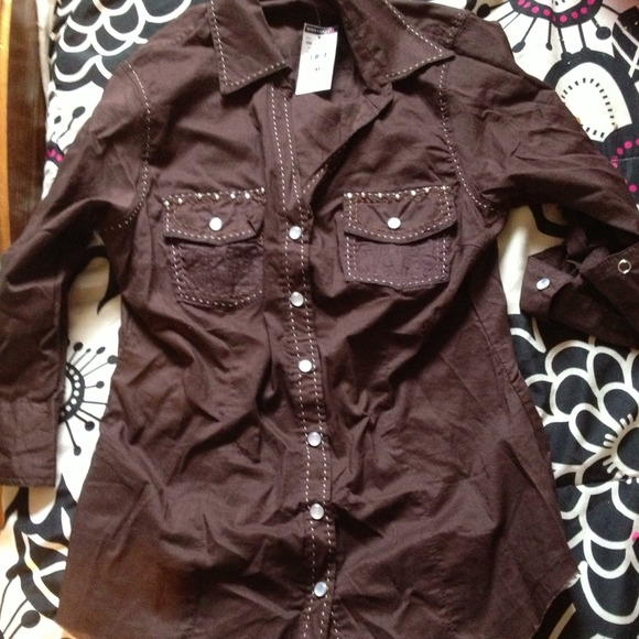 Body central brown button down NWT