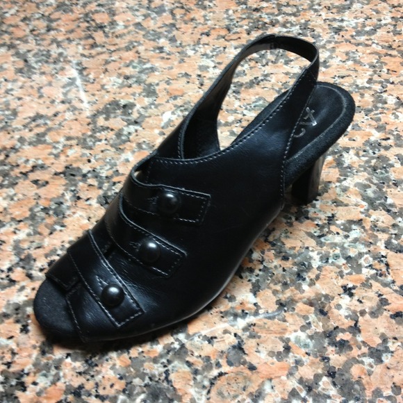Size 6 and half black slingback shoes by Aerosoles