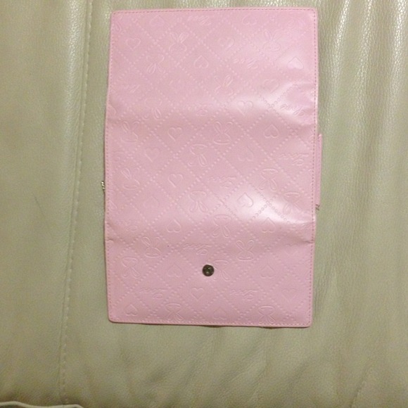 Wallet - Picture 2 of 3