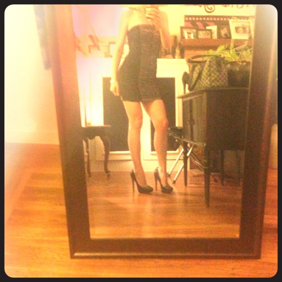 New no tag 2be bebe strapless bodycon dress