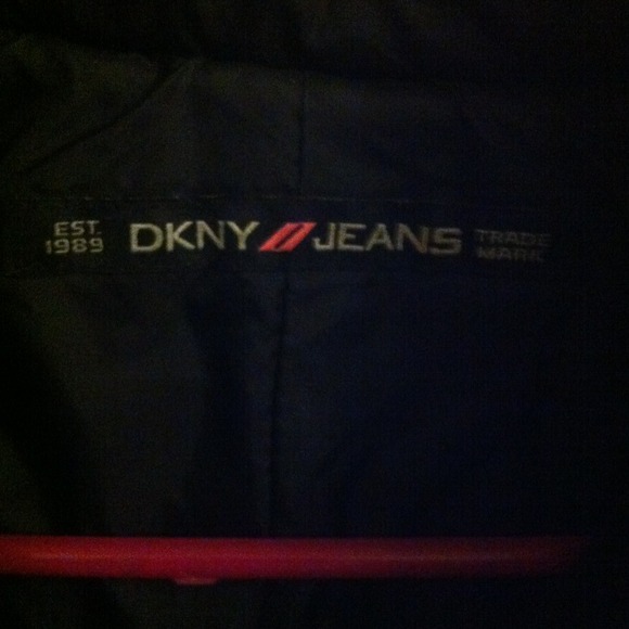 DKNY light coat - Picture 2 of 2