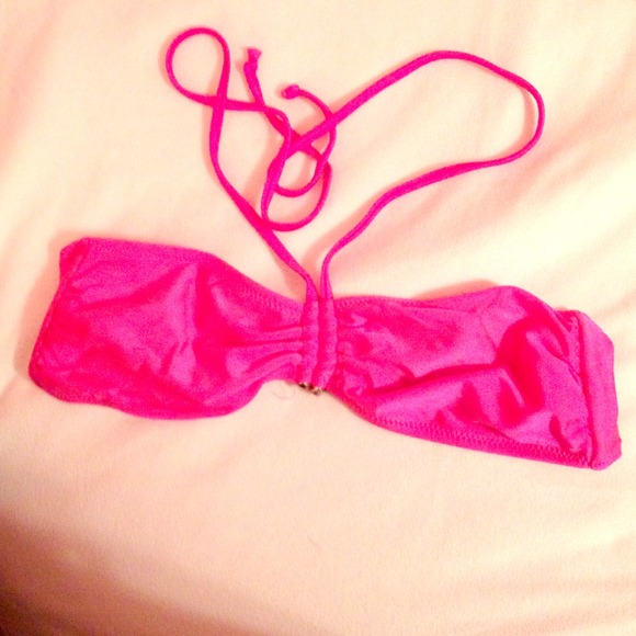 REDUCED PRICE Old Navy bikini top - Picture 1 of 2