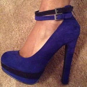New blue ankle strap pumps!!!! Ask about my sizes