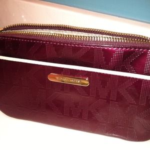 Michael Kors makeup bag