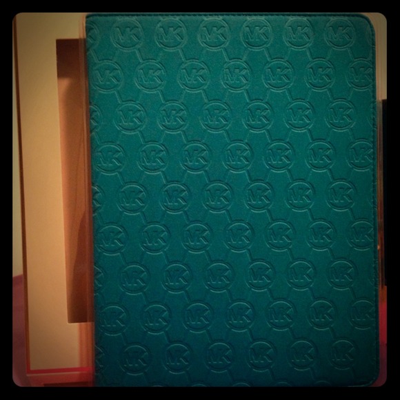 ✨🌟Michael Kors Neoprene IPad Case