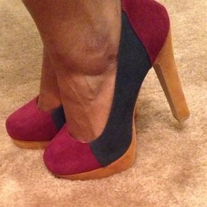 Raspberry color block pump! *NEW*