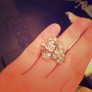 AUTH Chanel crystal Camilla ring + Heart Earrings