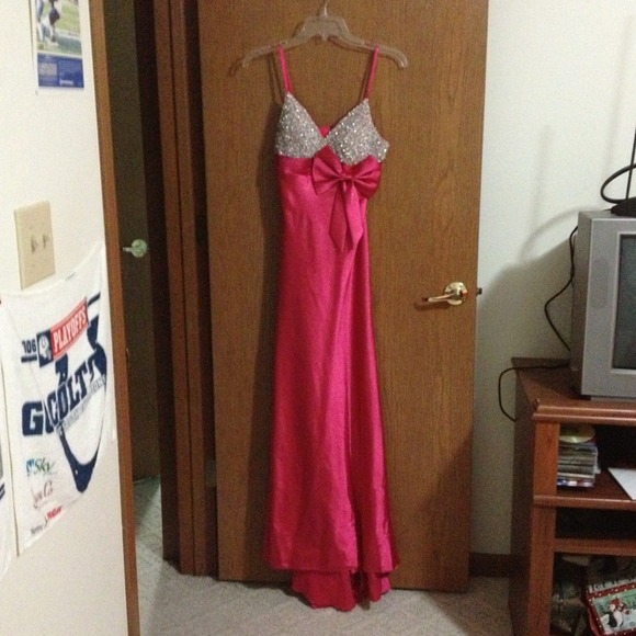 Prom dress. PRICE NEGOTIABLE!