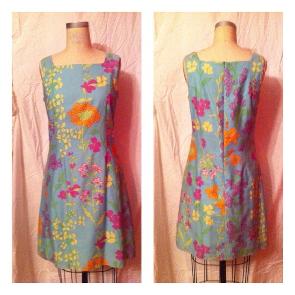 Lilly Pulitzer blue flower print dress