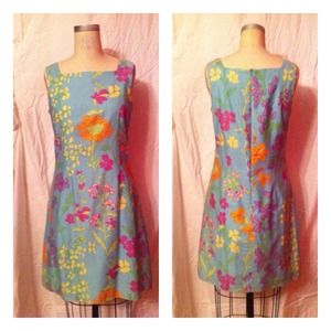 Lilly Pulitzer blue flower print dress