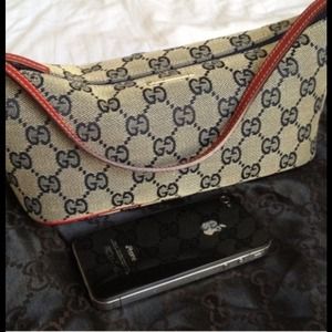 Authentic Gucci Pochette