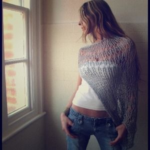 💠ON HOLD 💠Loose weave shrug