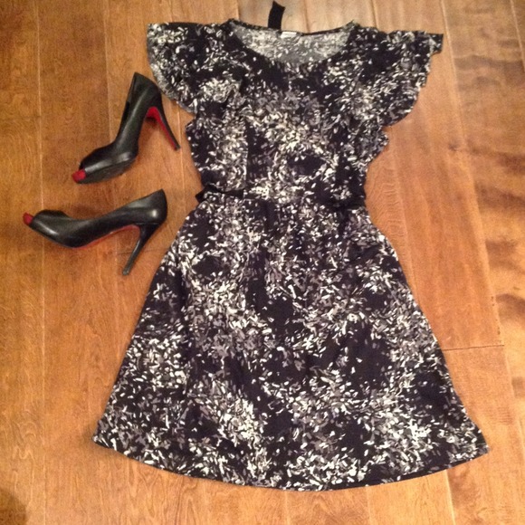 🚫🚫BUNDLED🚫🚫Confetti Dress - NWOT