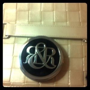 Rock and Republic Pressed Powder