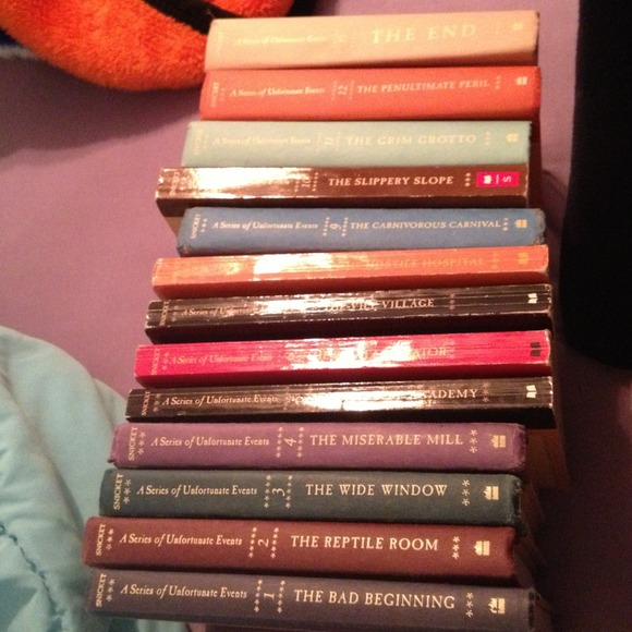 "A Series of Unfortunate Events" books ❗️ON HOLD❗️