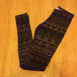 Black and brown leggings