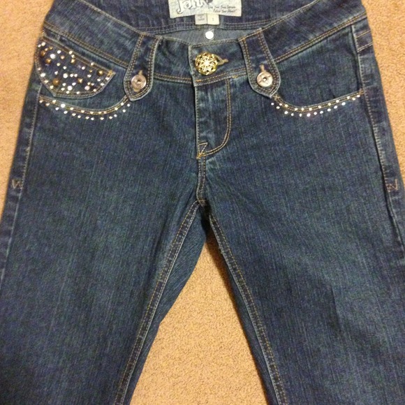 ✨JUST REDUCED✨ NWOT Jolt Embellished Denim. - Picture 2 of 4