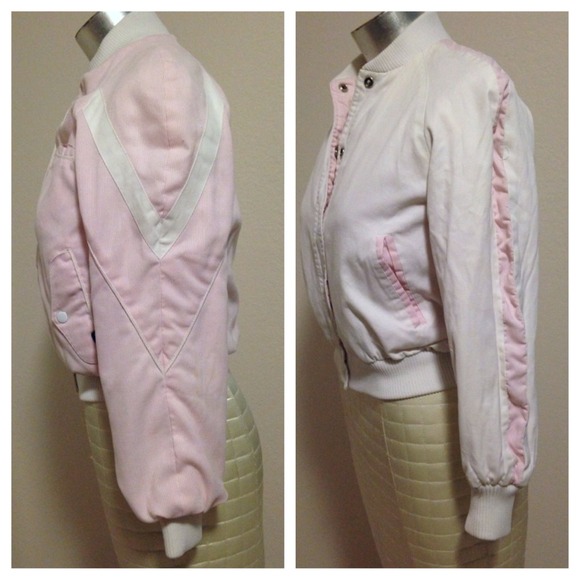 💗🤍💗 Vintage 80s reversible “pretty in pink” varsity bomber OS - Picture 2 of 4