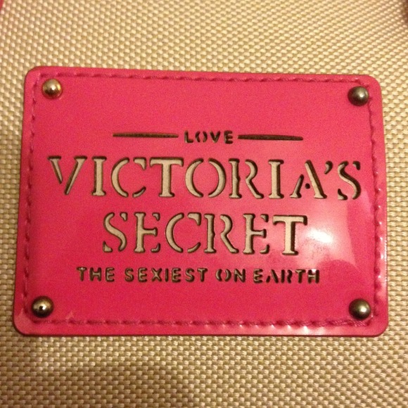 ⛔Bundled⛔Victoria's Secret Speedy Handbag - Picture 2 of 4