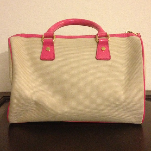 ⛔Bundled⛔Victoria's Secret Speedy Handbag - Picture 3 of 4