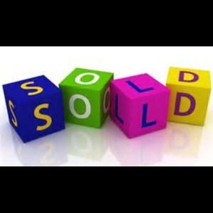 😍SOLD IN A BUNDLE😍👛👝👜Coach Wrislet👛👝👜