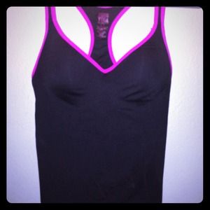 Vs pink workout top